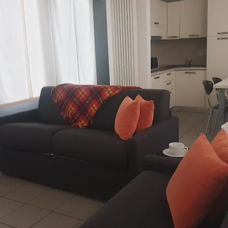 Lägenhet Tra E Montagna Casa Ideale Lecco