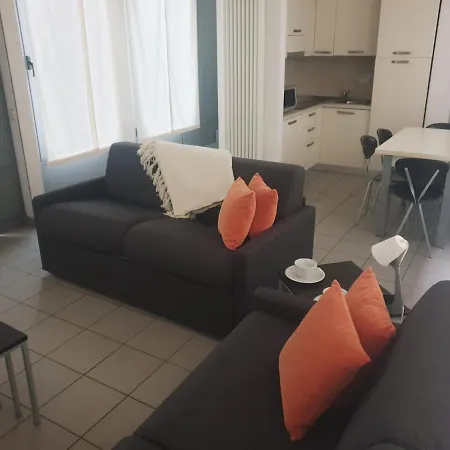 Lägenhet Tra E Montagna Casa Ideale Lecco