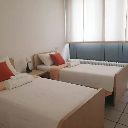Tra E Montagna Casa Ideale Лекко