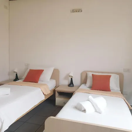Tra E Montagna Casa Ideale Апартаменты *