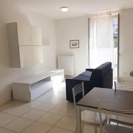 Tra E Montagna Casa Ideale Апартаменты *