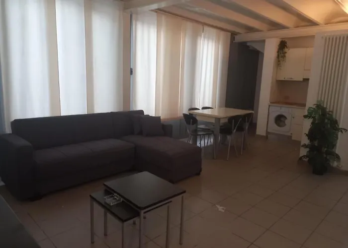 Tra E Montagna Casa Ideale